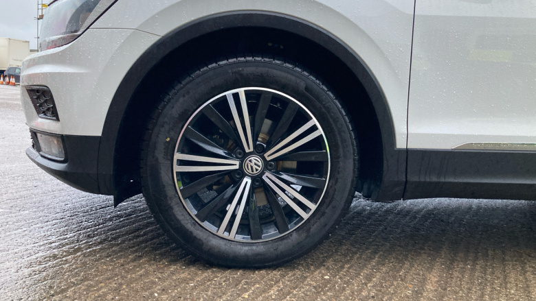 Volkswagen Tiguan 2.0 TDi 150 SE 5dr Diesel Estate